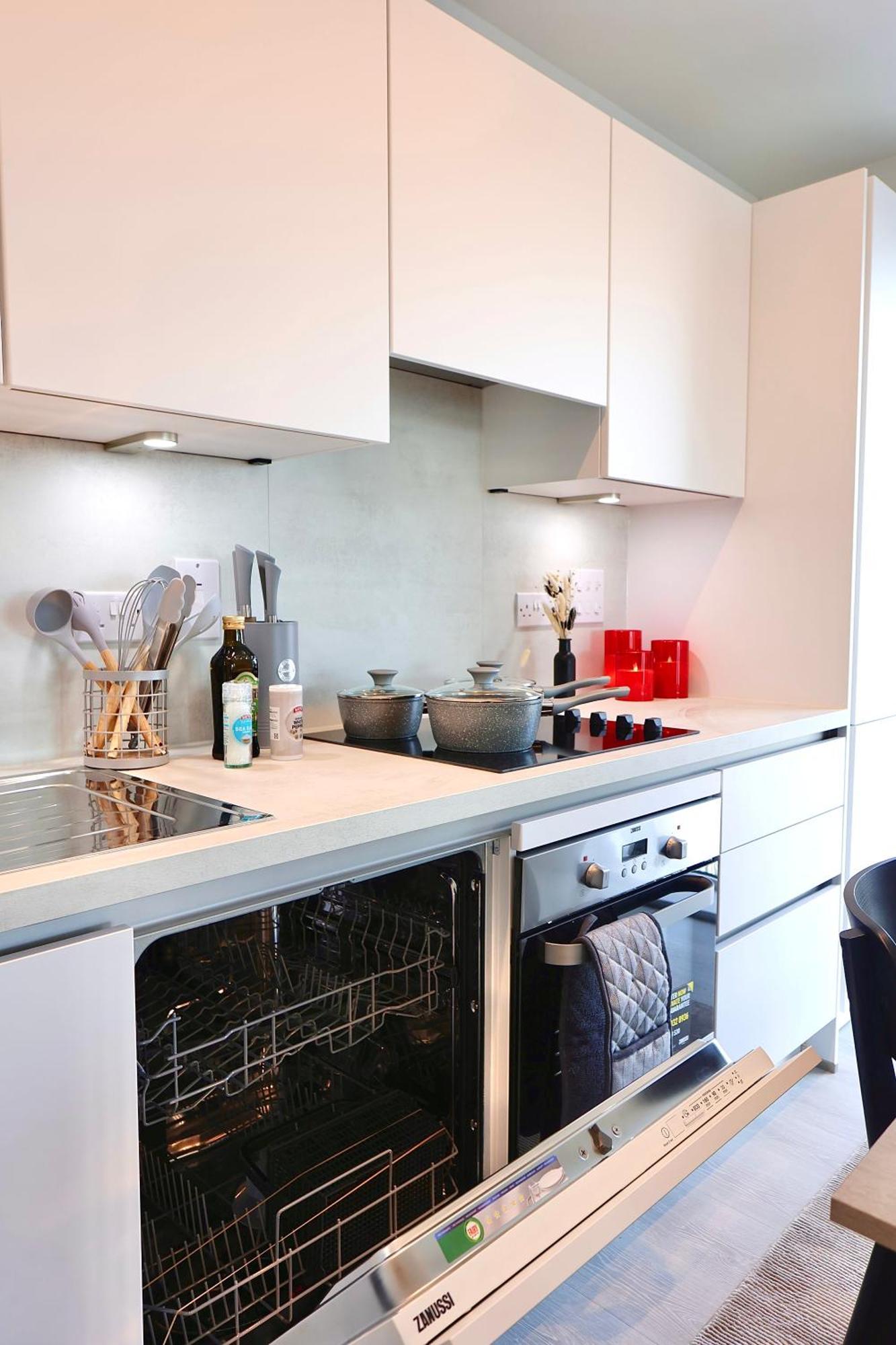 Superluxury-brandnew-newdevelopment-westfieldmall-hollandpark-kensington * London